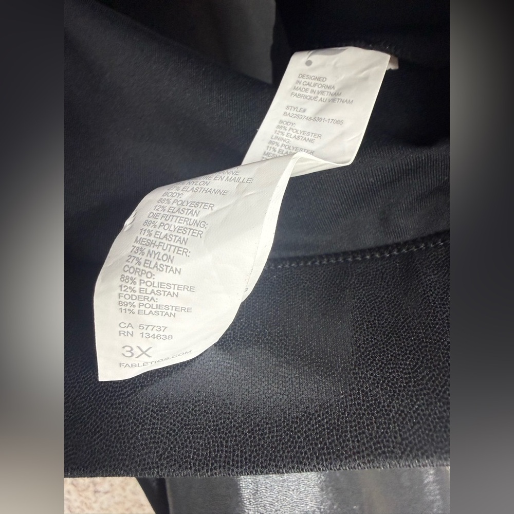 NWT 3X fabletics workout set A51 - Picture 2 of 12